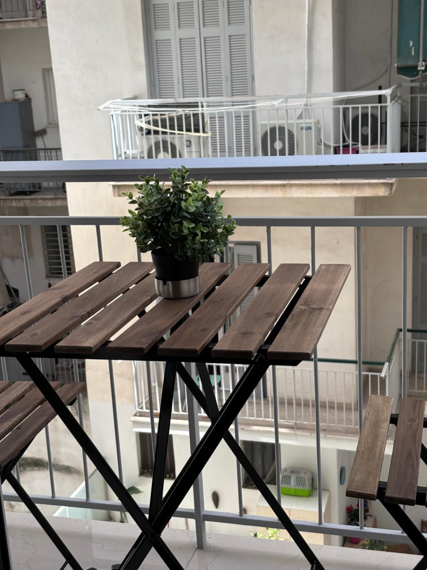 Cozy Apartment In The Heart Of Atene Esterno foto